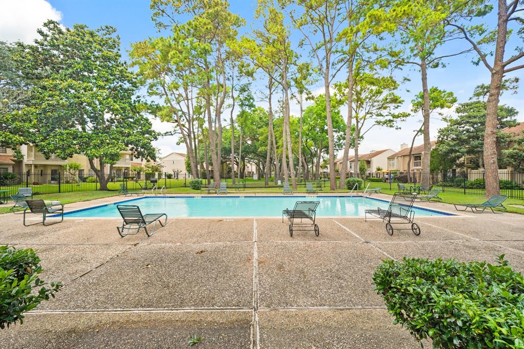 800 Country Place Drive #407, Houston, Texas image 23
