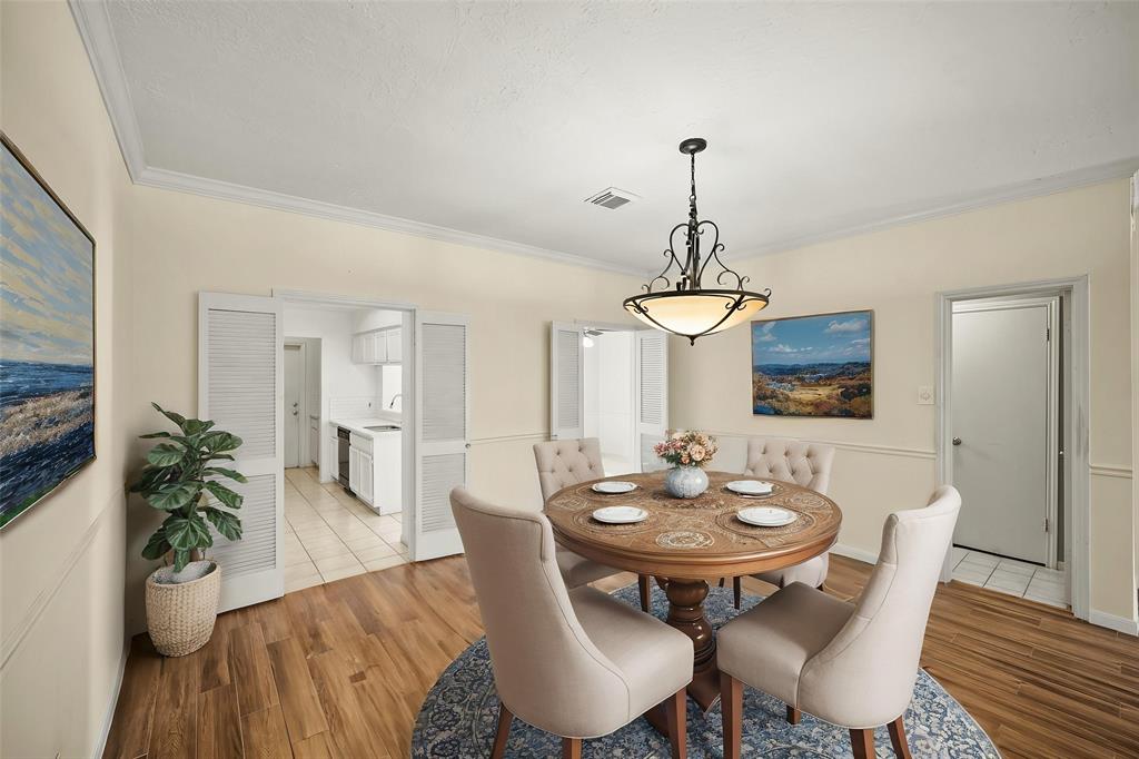 800 Country Place Drive #407, Houston, Texas image 5