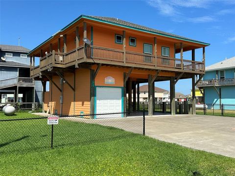 A home in Crystal Beach