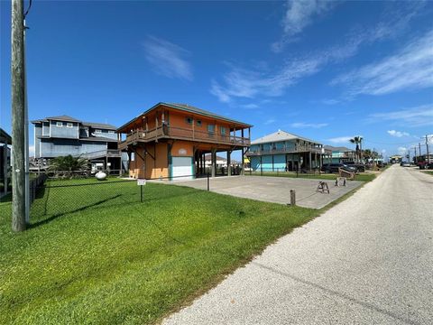 A home in Crystal Beach