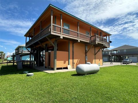 A home in Crystal Beach