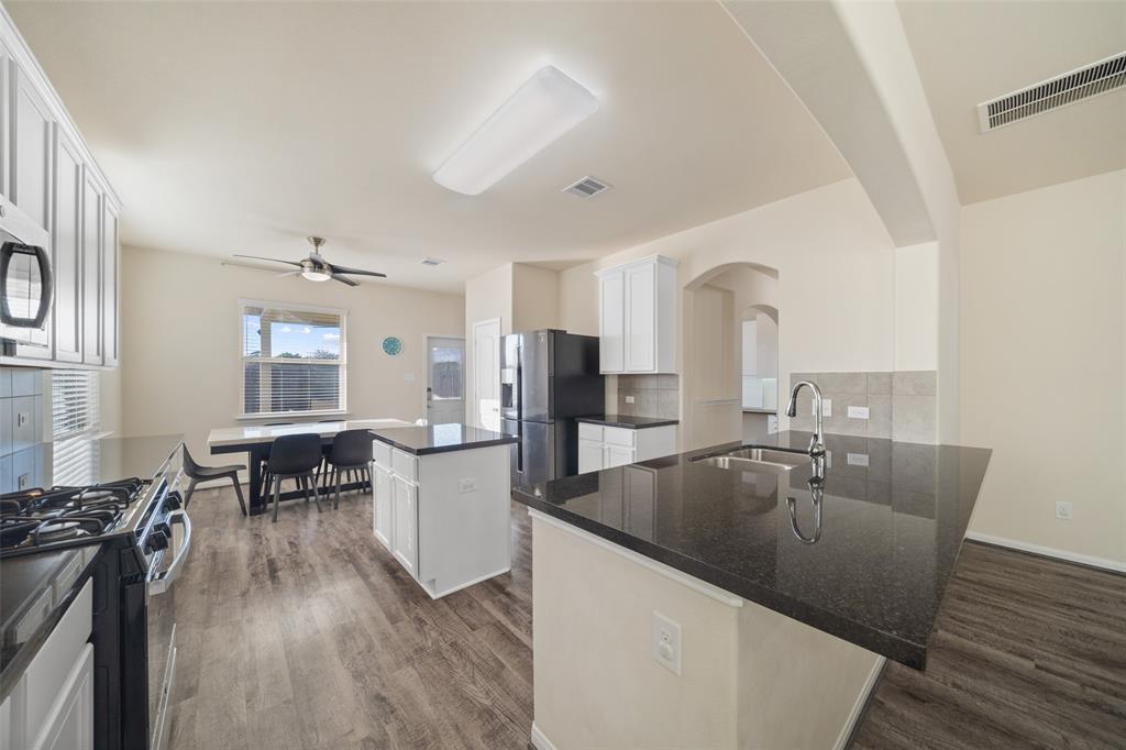 15207 Lake Powell Dr Drive, Humble, Texas image 9