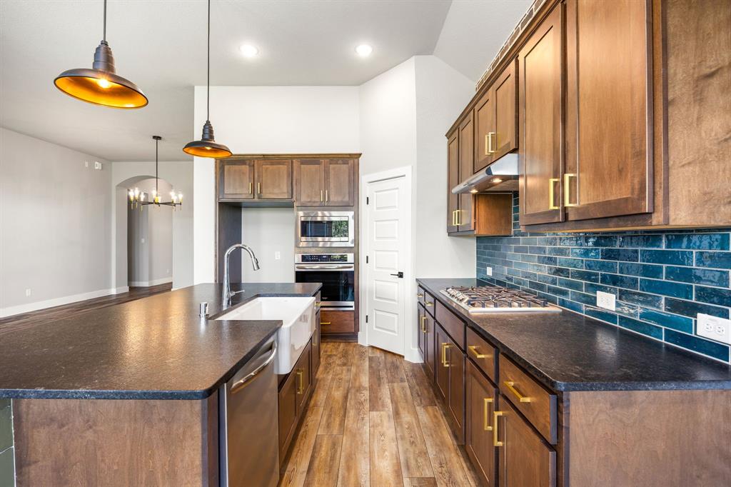 7114 Clubtail Road, Katy, Texas image 10