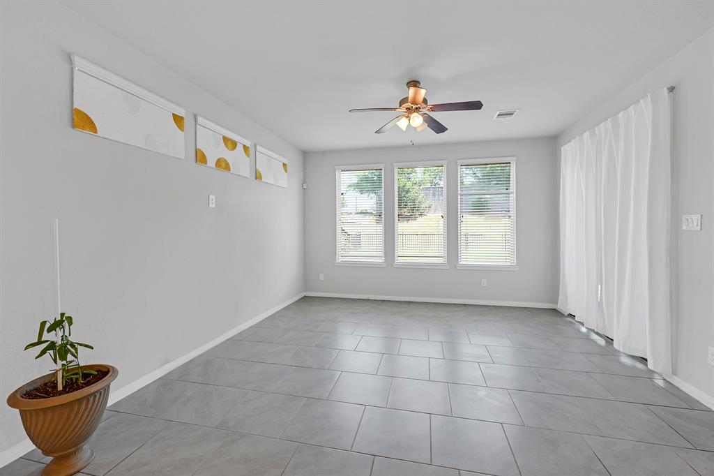 Photo 3 of 25 of 3417 Harvest Meadow Lane townhome