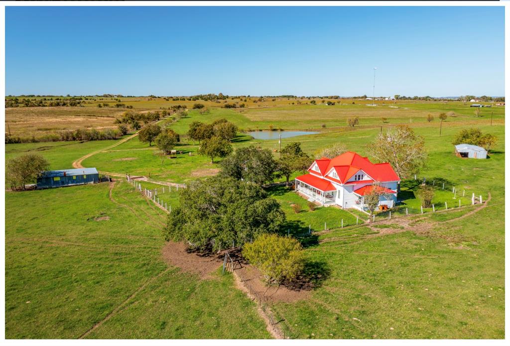 12016 Mazoch Rd, Weimar, Texas image 1