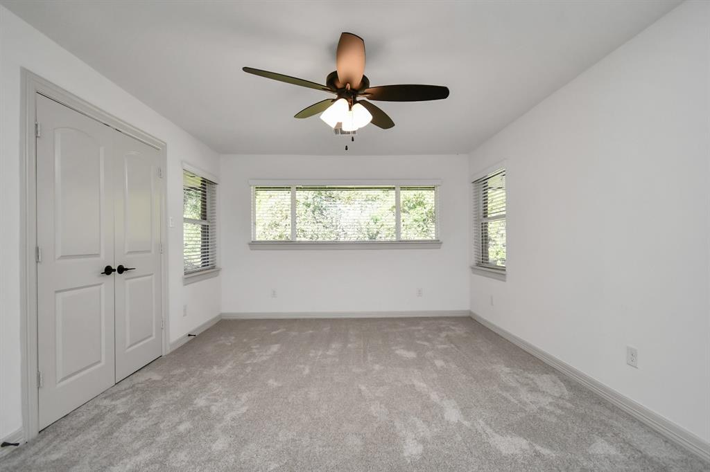 1805 East Avenue, Katy, Texas image 34