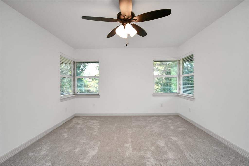 1805 East Avenue, Katy, Texas image 38