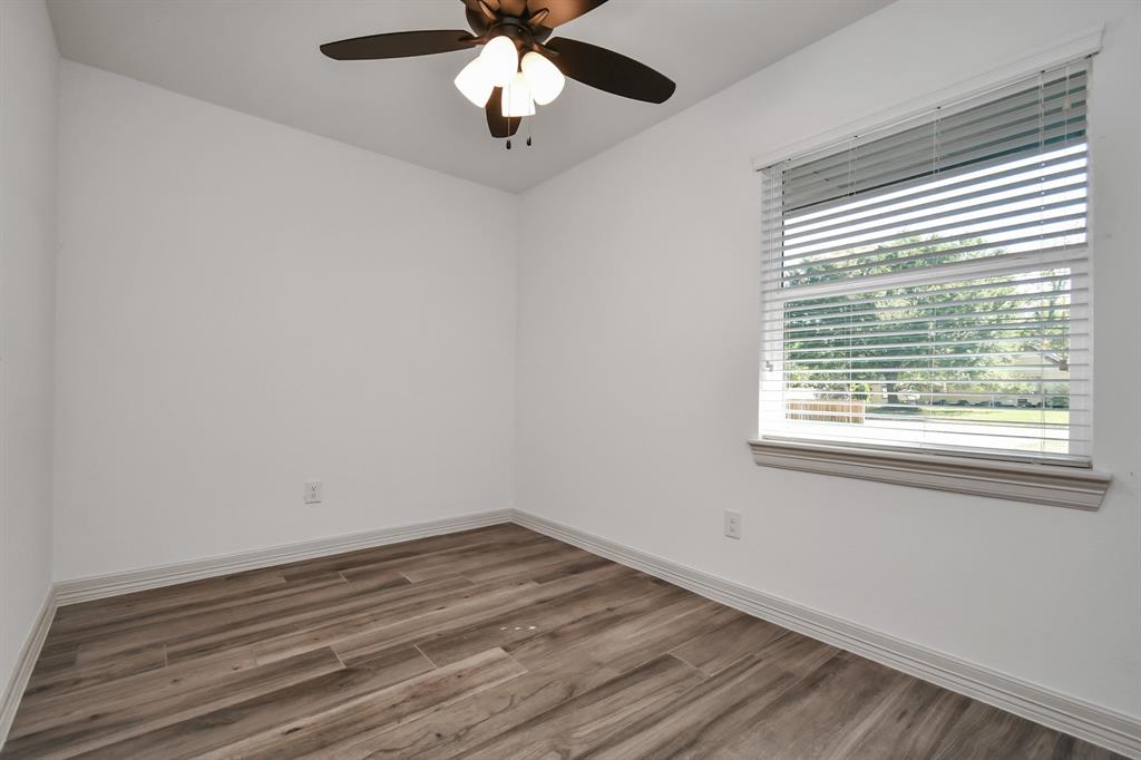 1805 East Avenue, Katy, Texas image 23