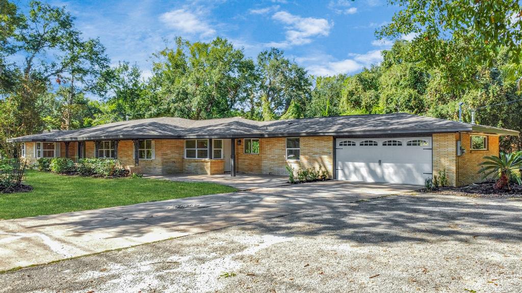 1805 East Avenue, Katy, Texas image 2
