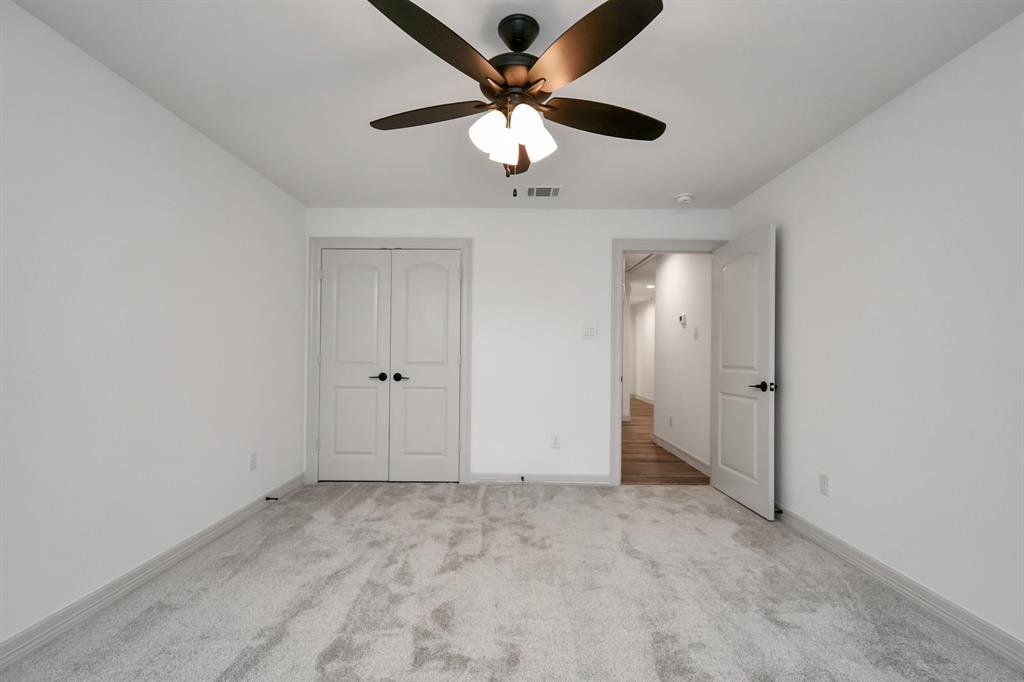 1805 East Avenue, Katy, Texas image 39