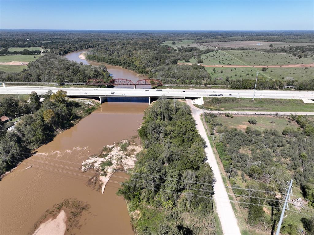 000 Siedel, Brookshire, Texas image 2