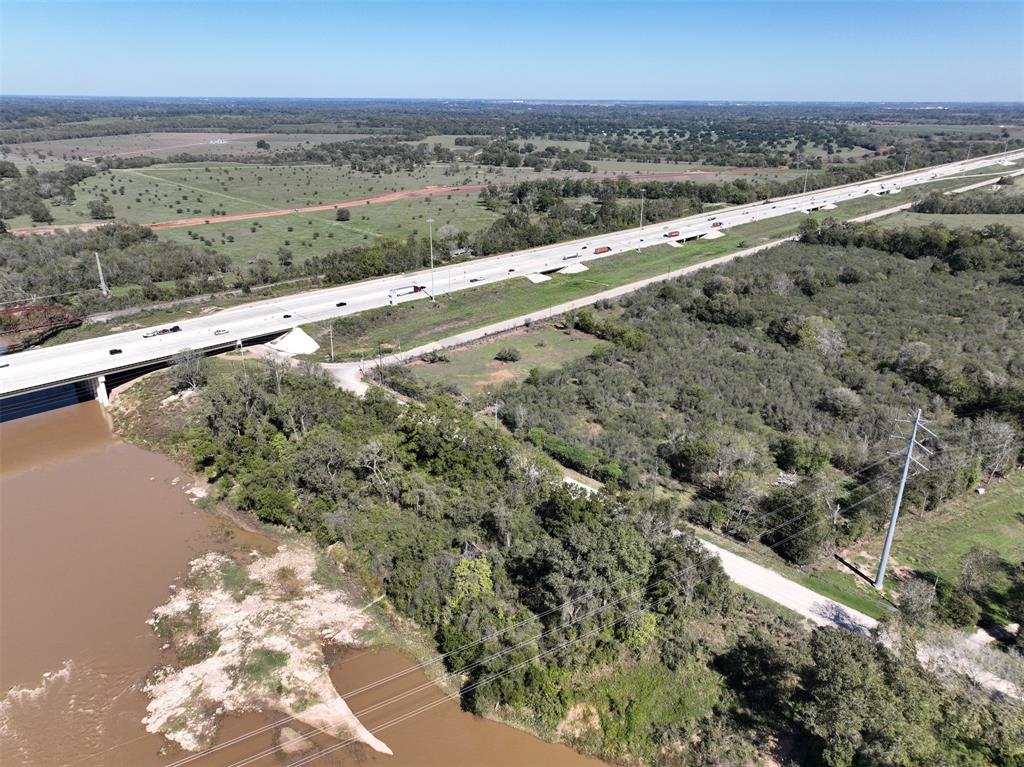 000 Siedel, Brookshire, Texas image 9