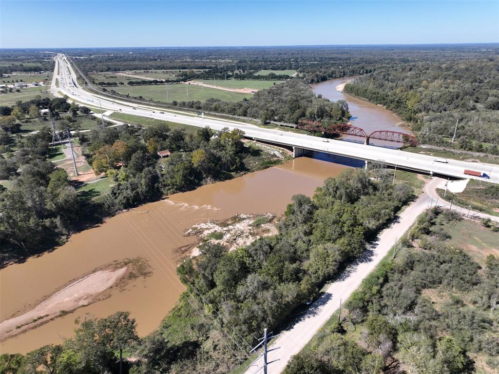 000 Siedel, Brookshire, Texas image 11