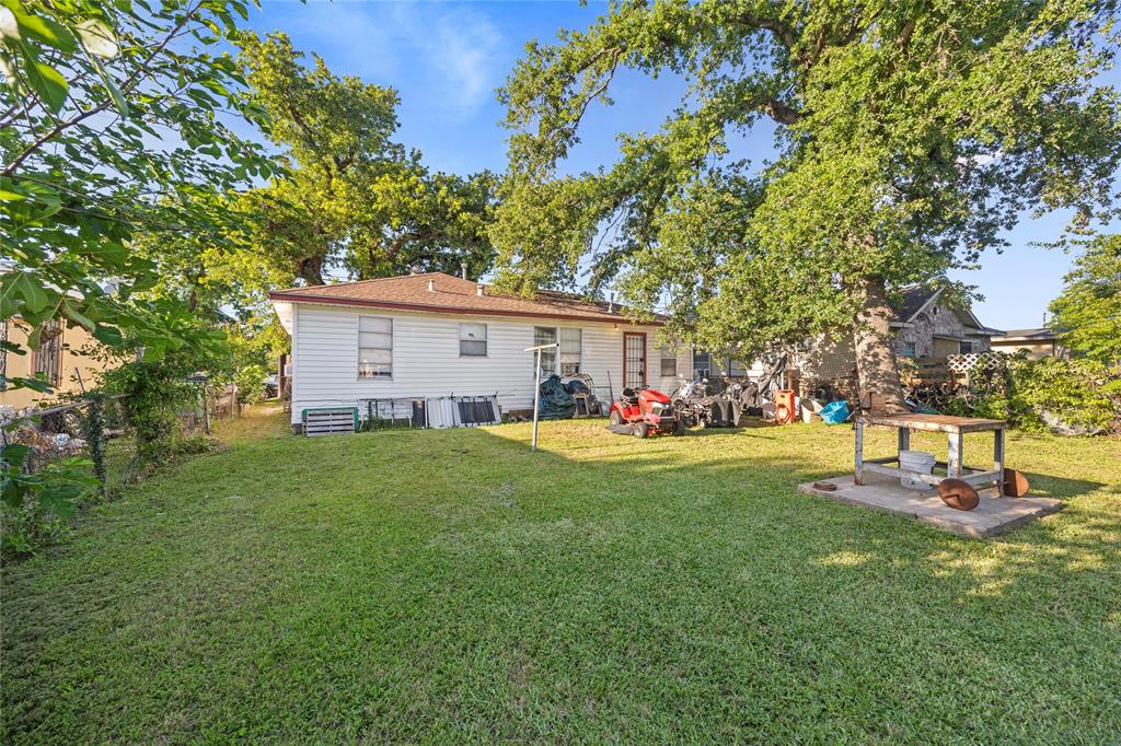 5410 Margarita Street, Houston, Texas image 2