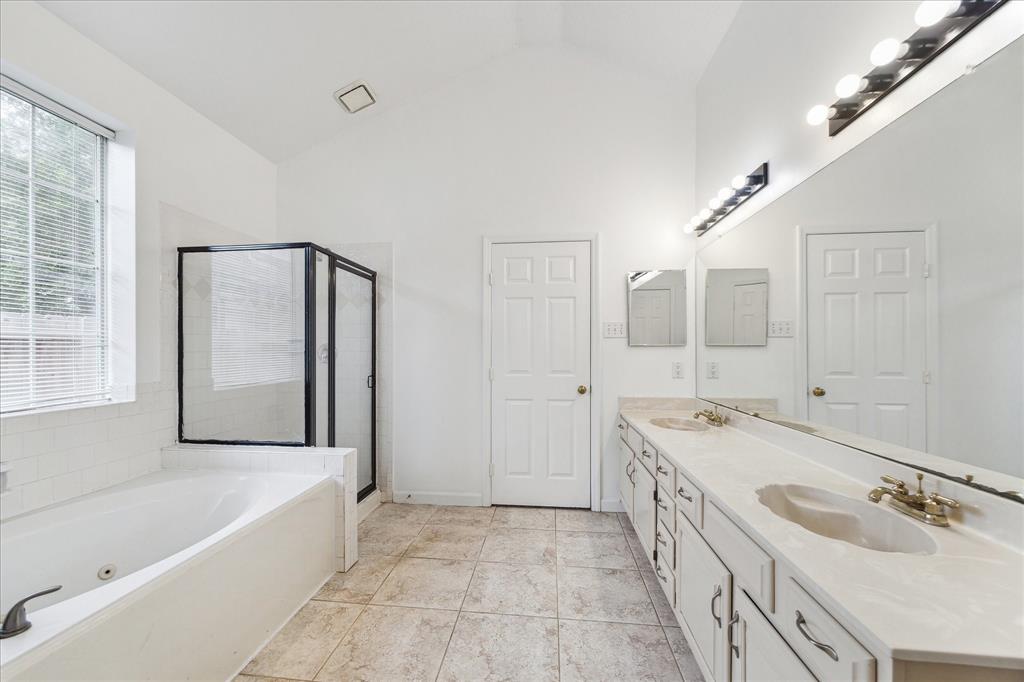 815 Spring Valley Court Ct, Sugar Land, Texas image 14