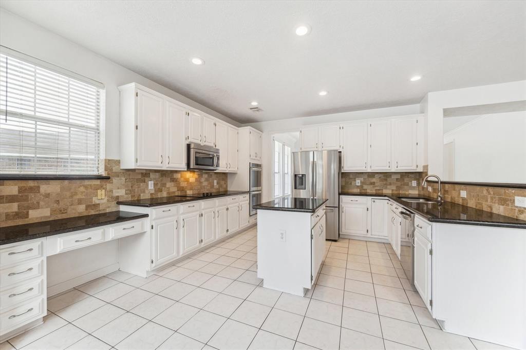 815 Spring Valley Court Ct, Sugar Land, Texas image 10