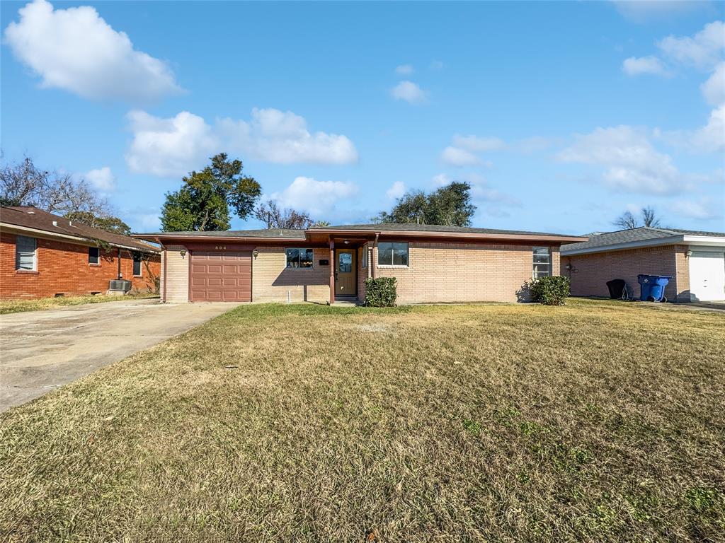 804 24th Avenue, Texas City, Texas image 1