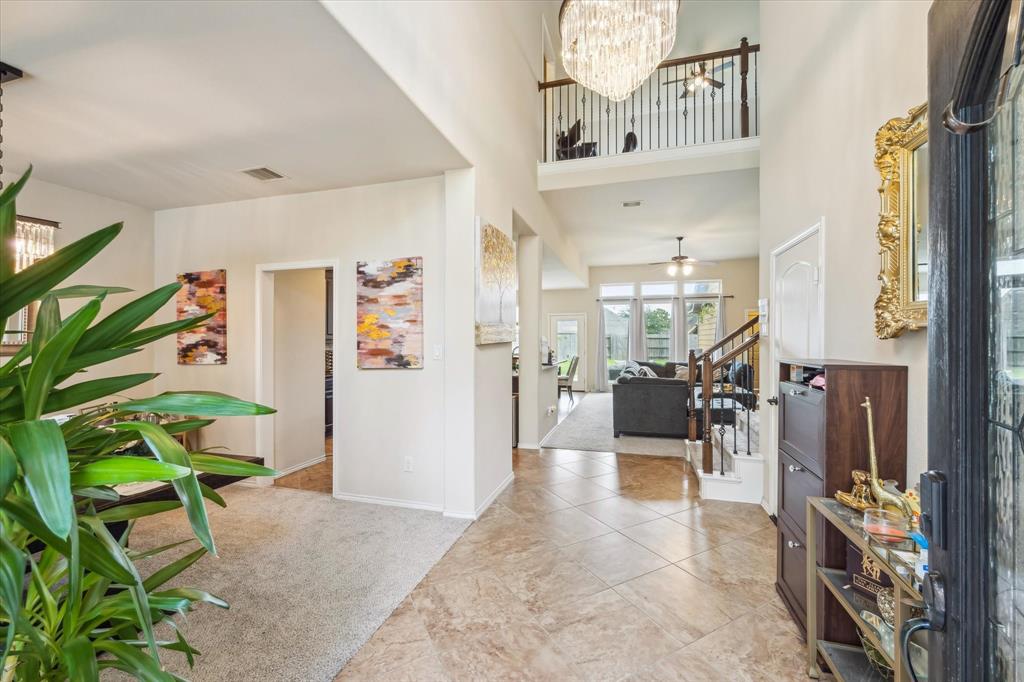 13921 Pebble Falls Lane, Pearland, Texas image 4