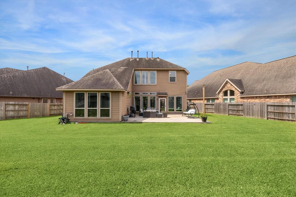 13921 Pebble Falls Lane, Pearland, Texas image 30
