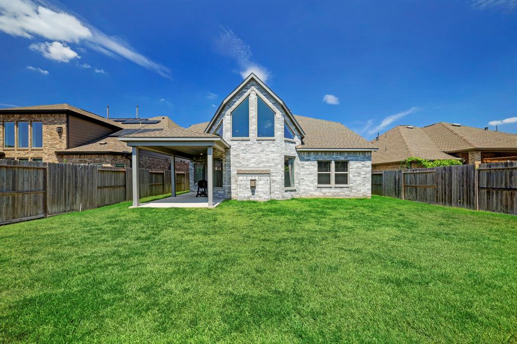 8914 Milam Grove Drive, Missouri City, Texas image 21