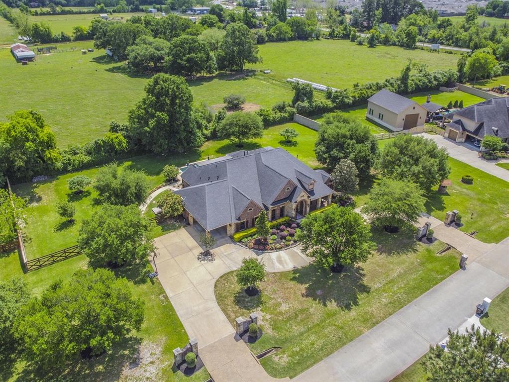 22114 E Meadowhurst Circle
