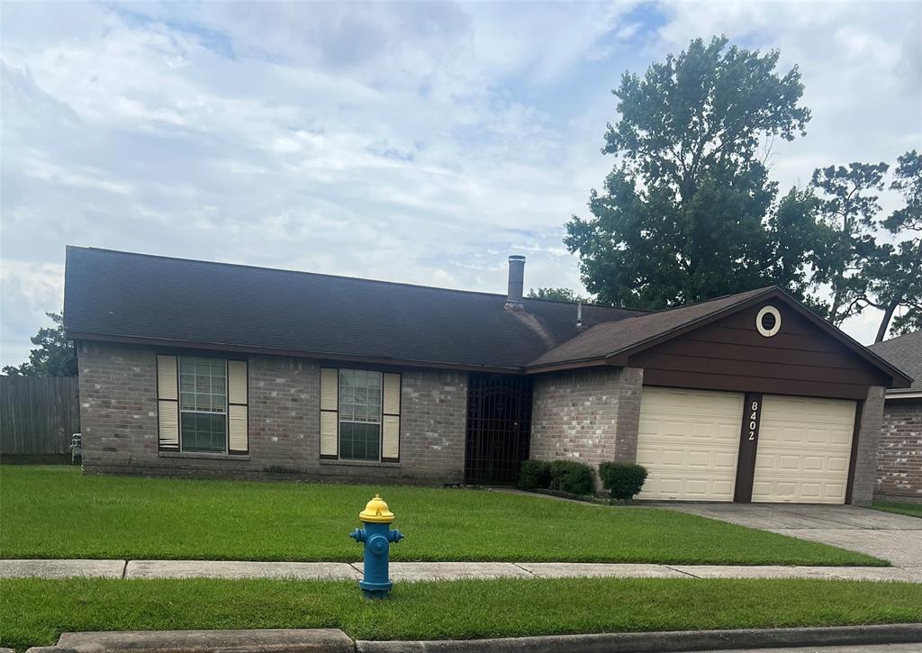 8402 Rustwood Court