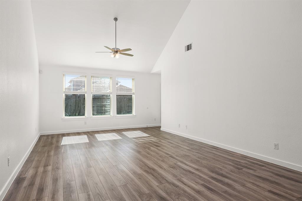 13017 Sapphire Lake Lane, Texas City, Texas image 12