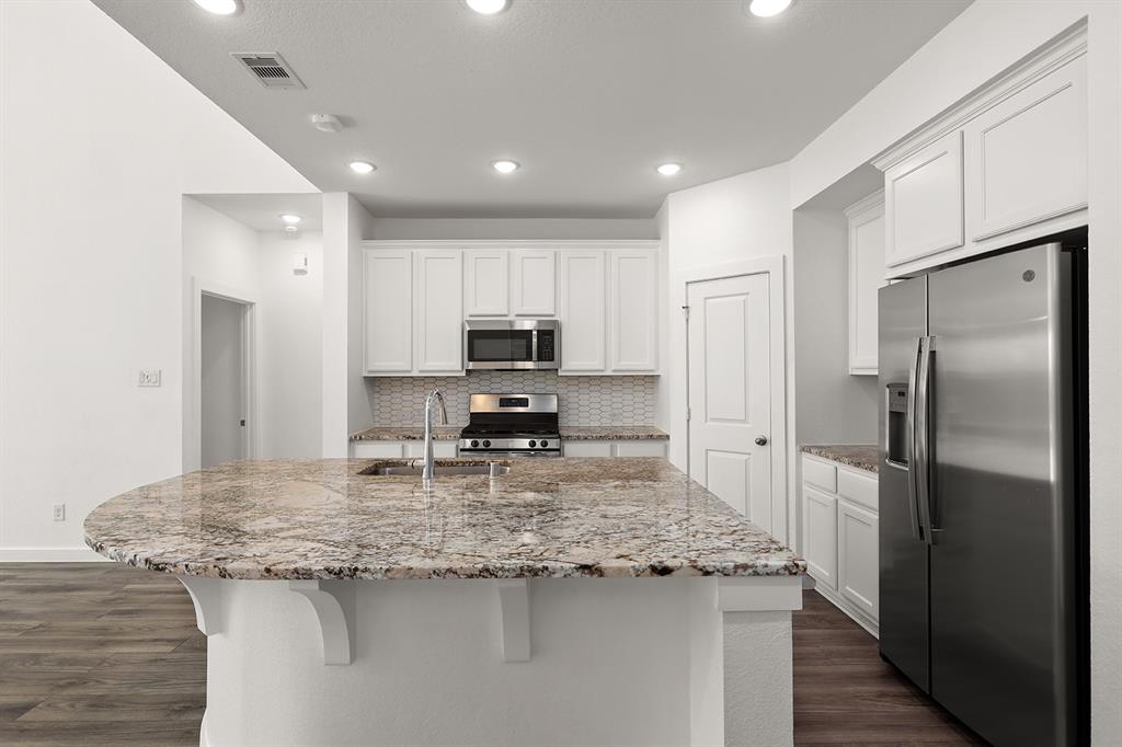 13017 Sapphire Lake Lane, Texas City, Texas image 11