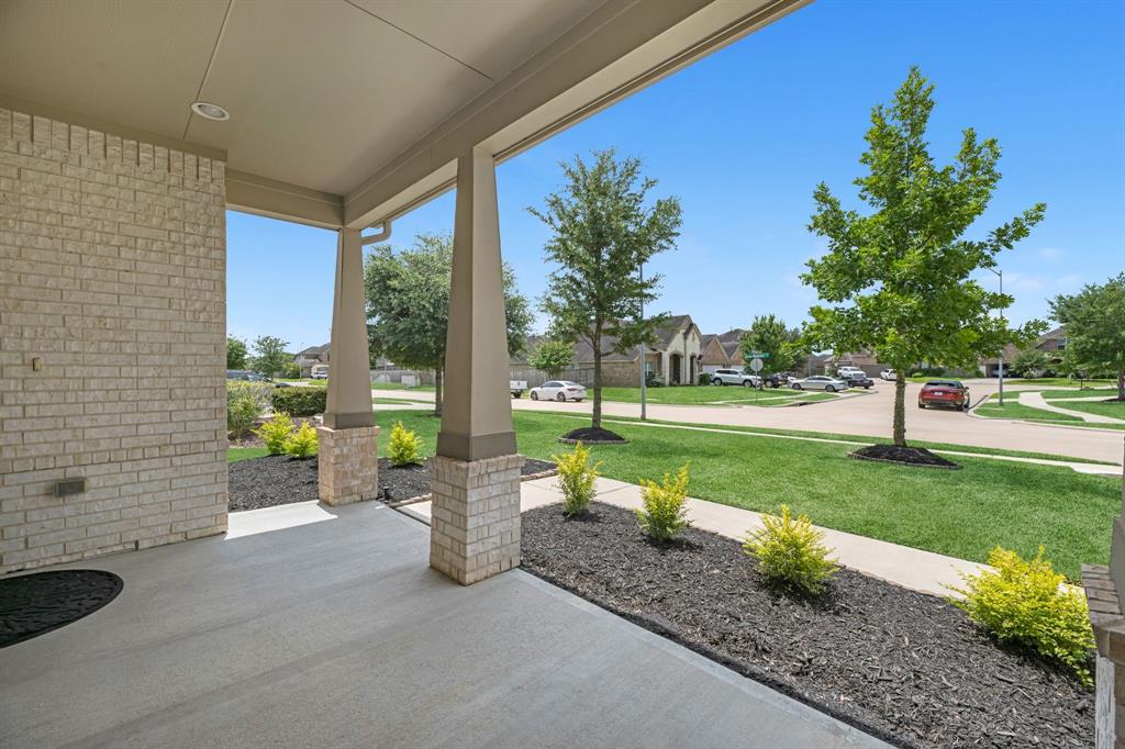 30212 GREEN MEADOWS Lane
