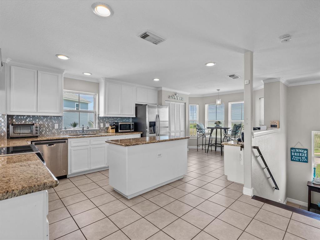 4035 Estuary Court, Galveston, Texas image 17