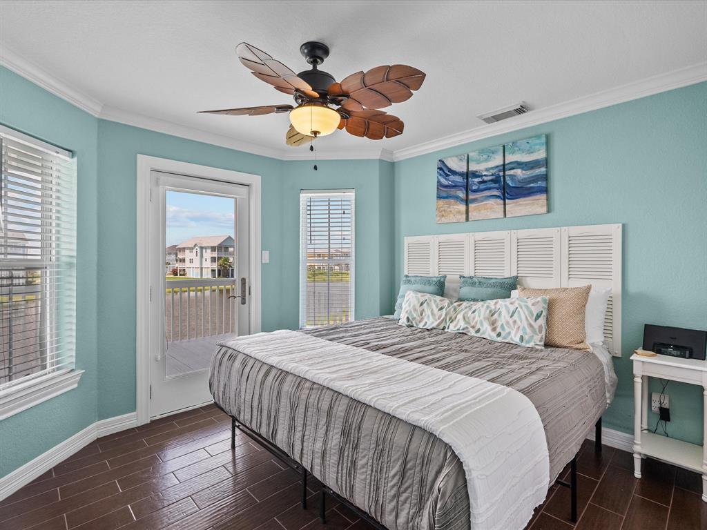 4035 Estuary Court, Galveston, Texas image 12