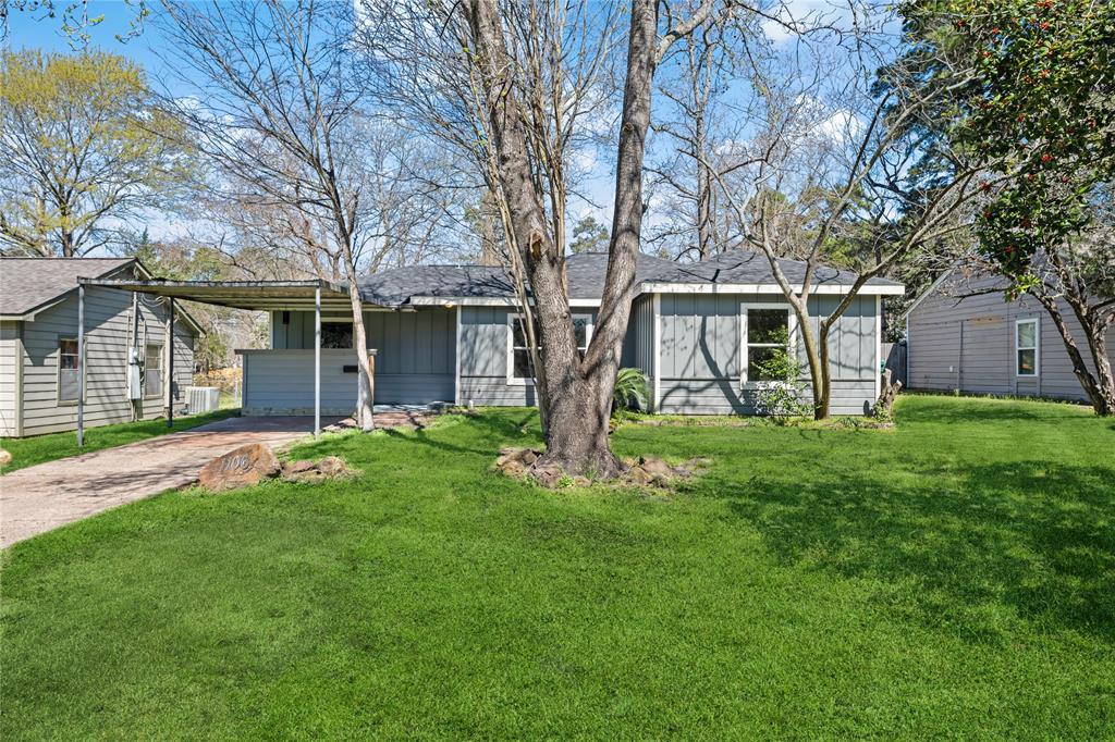 1106 Cowan Avenue, Conroe, Texas image 1