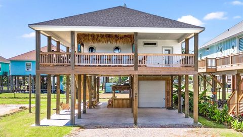 A home in Crystal Beach