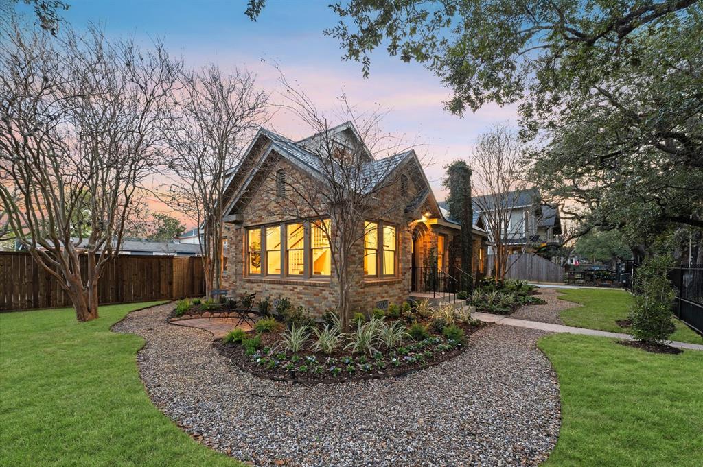 304 Bayland Avenue, Houston, Texas image 25