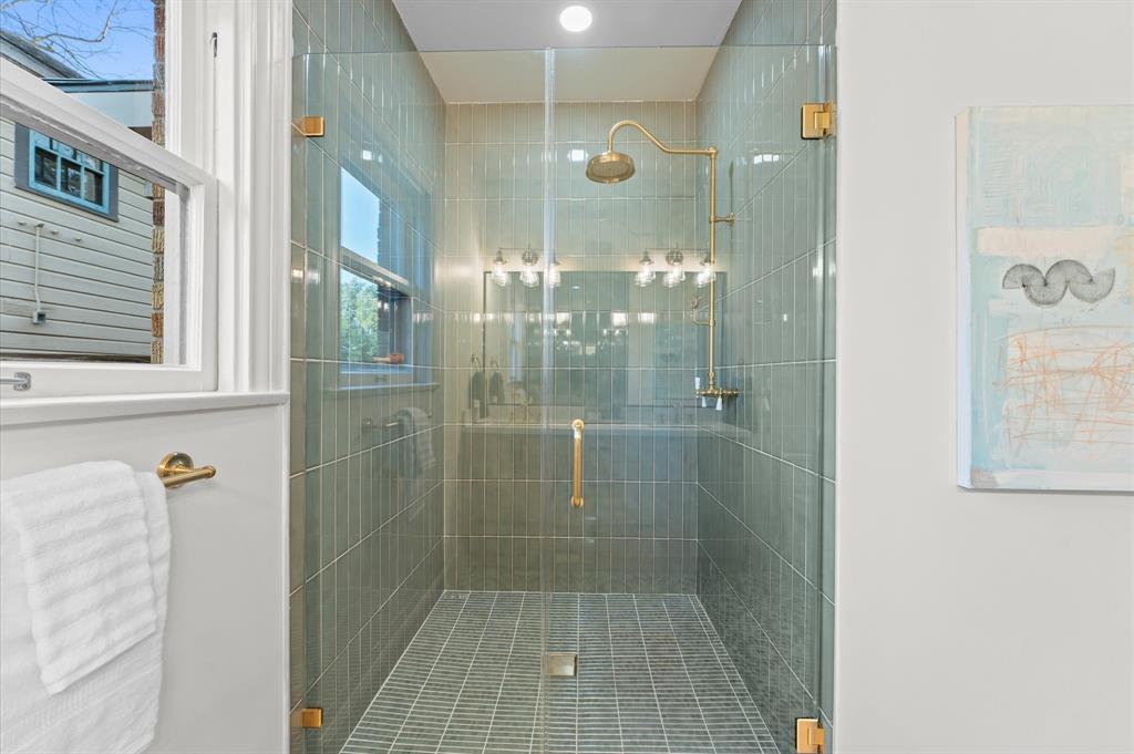 304 Bayland Avenue, Houston, Texas image 17