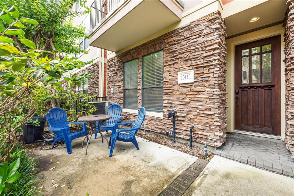 1045 W 22nd Street #I, Houston, Texas image 4