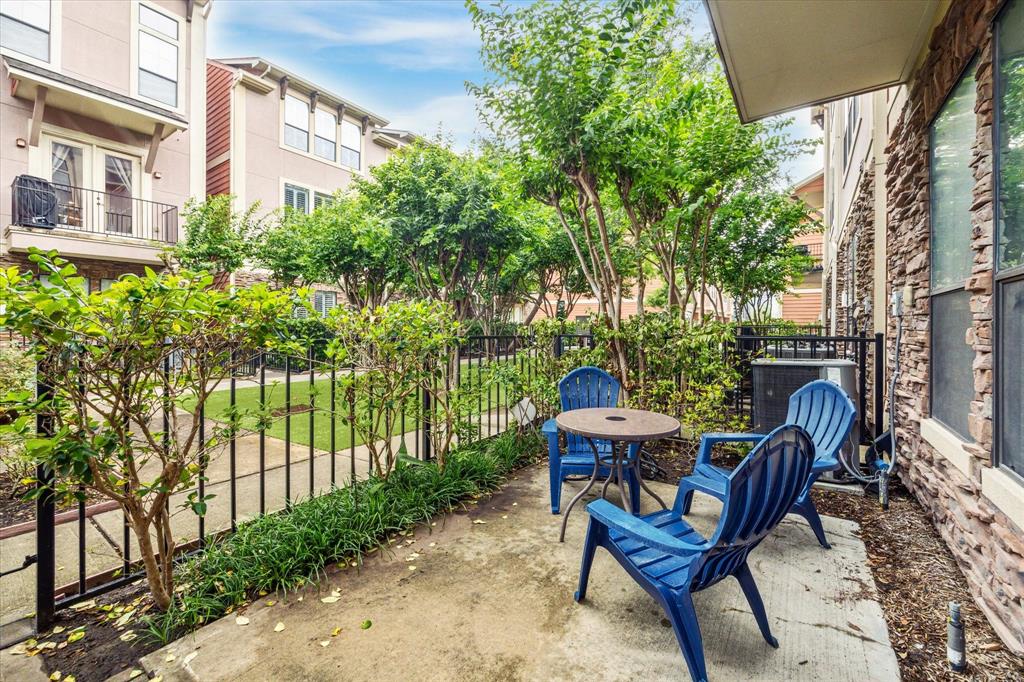 1045 W 22nd Street #I, Houston, Texas image 3