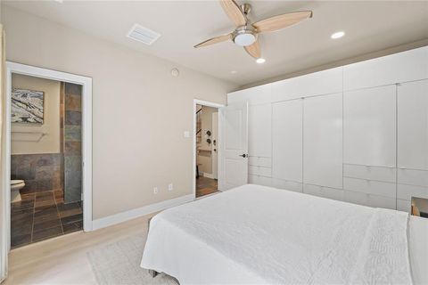 Townhouse in Houston TX 98 Drew Street 25.jpg