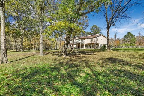 Single Family Residence in Cleveland TX 90 County Road 2852 34.jpg