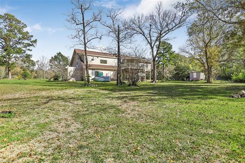 Single Family Residence in Cleveland TX 90 County Road 2852 36.jpg