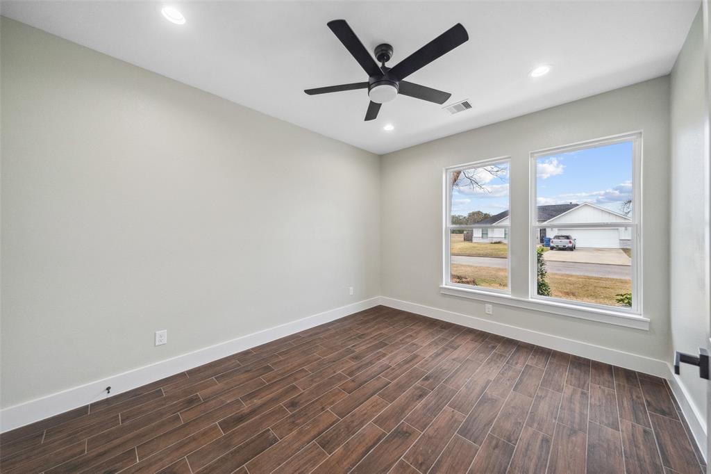 443 Wellshire Drive, West Columbia, Texas image 25