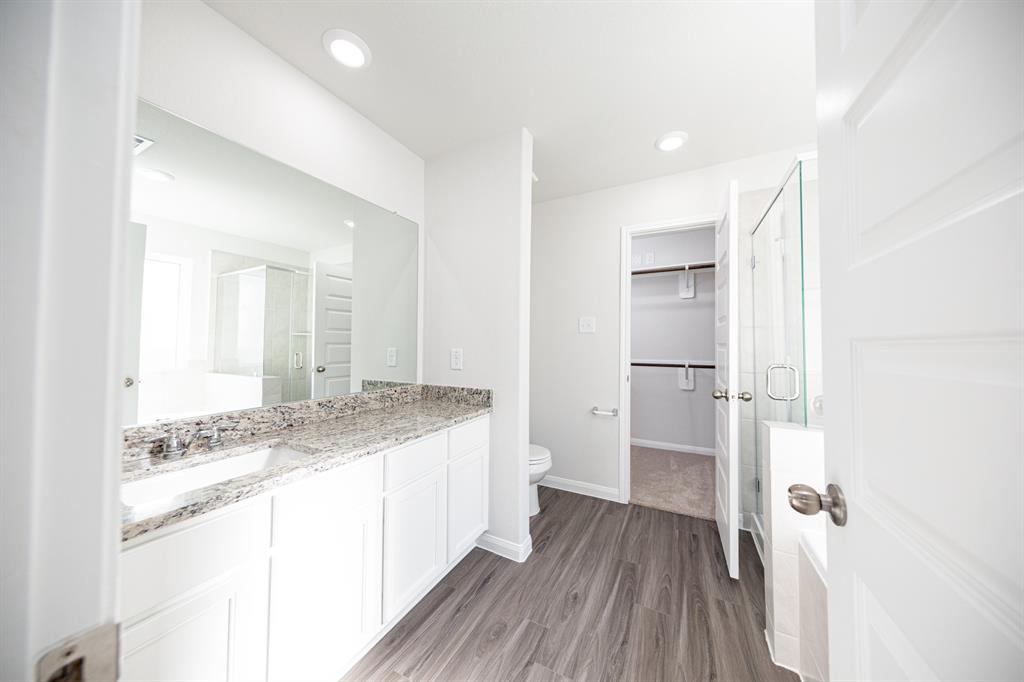 8106 Vanilla Orchid Drive, Houston, Texas image 9