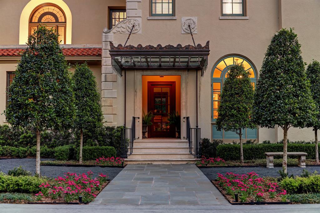 1 Longfellow Lane