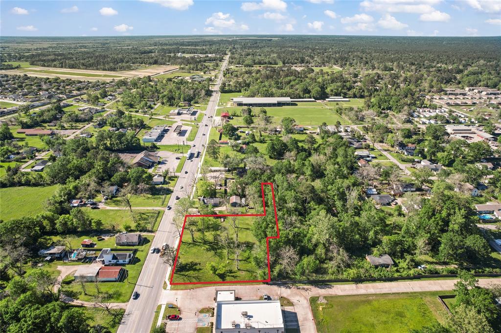 1103 N Cleveland Street, Dayton, Texas image 3