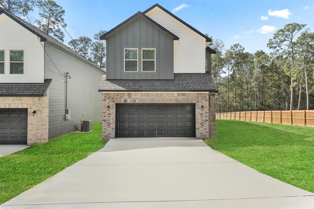 11081 Magnolia Bend Drive, Conroe, Texas image 1