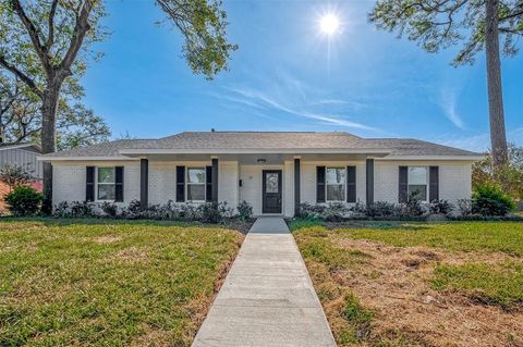 5943 Greenmont Drive Houston TX 77092