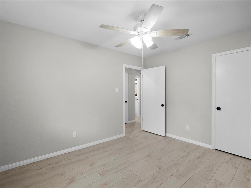 618 Forest Lake Drive, Seabrook, Texas image 21