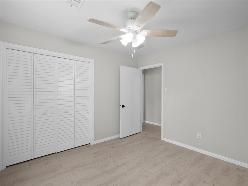 618 Forest Lake Drive, Seabrook, Texas image 19