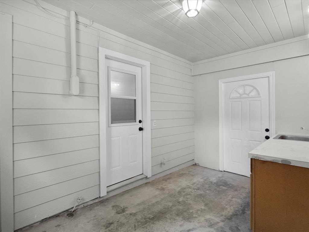 618 Forest Lake Drive, Seabrook, Texas image 32