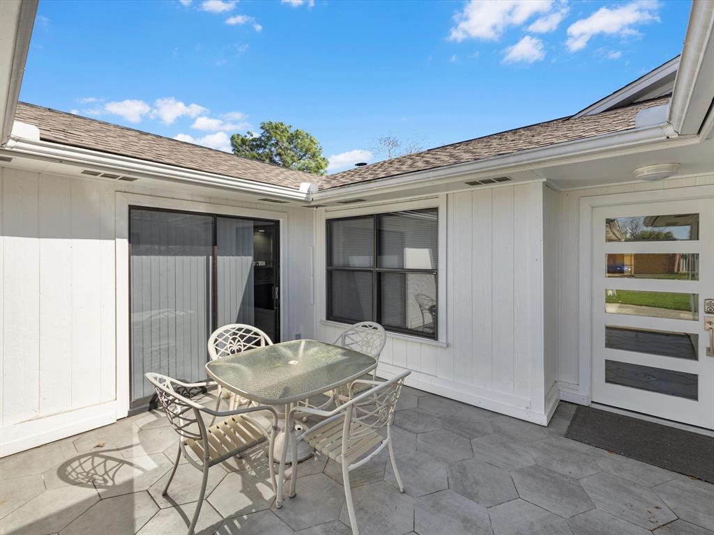10002 Quiet Hill Road, La Porte, Texas image 3